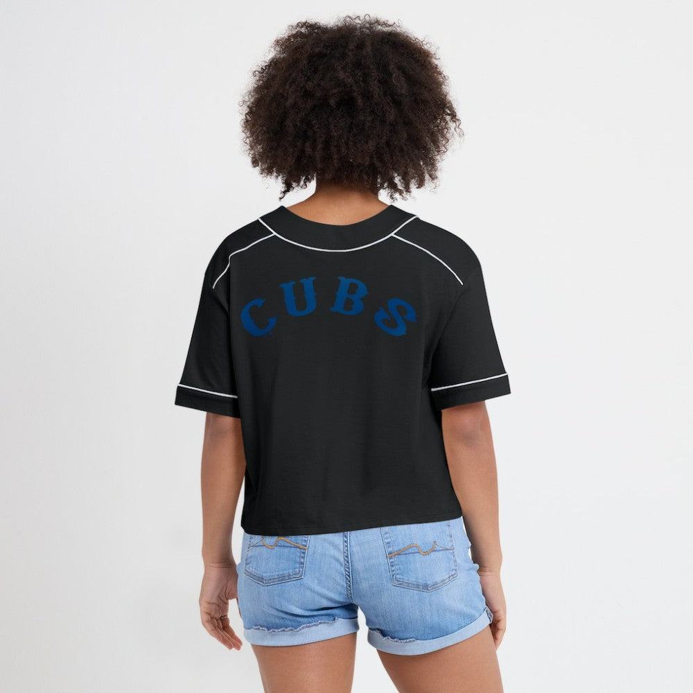 Chicago Cubs Women's Oversized Champ Game Cropped  V-Neck T-Shirt - Black