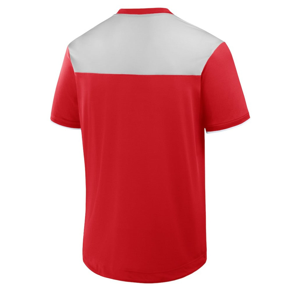 Philadelphia Phillies Walk Off V-Neck T-Shirt - Red