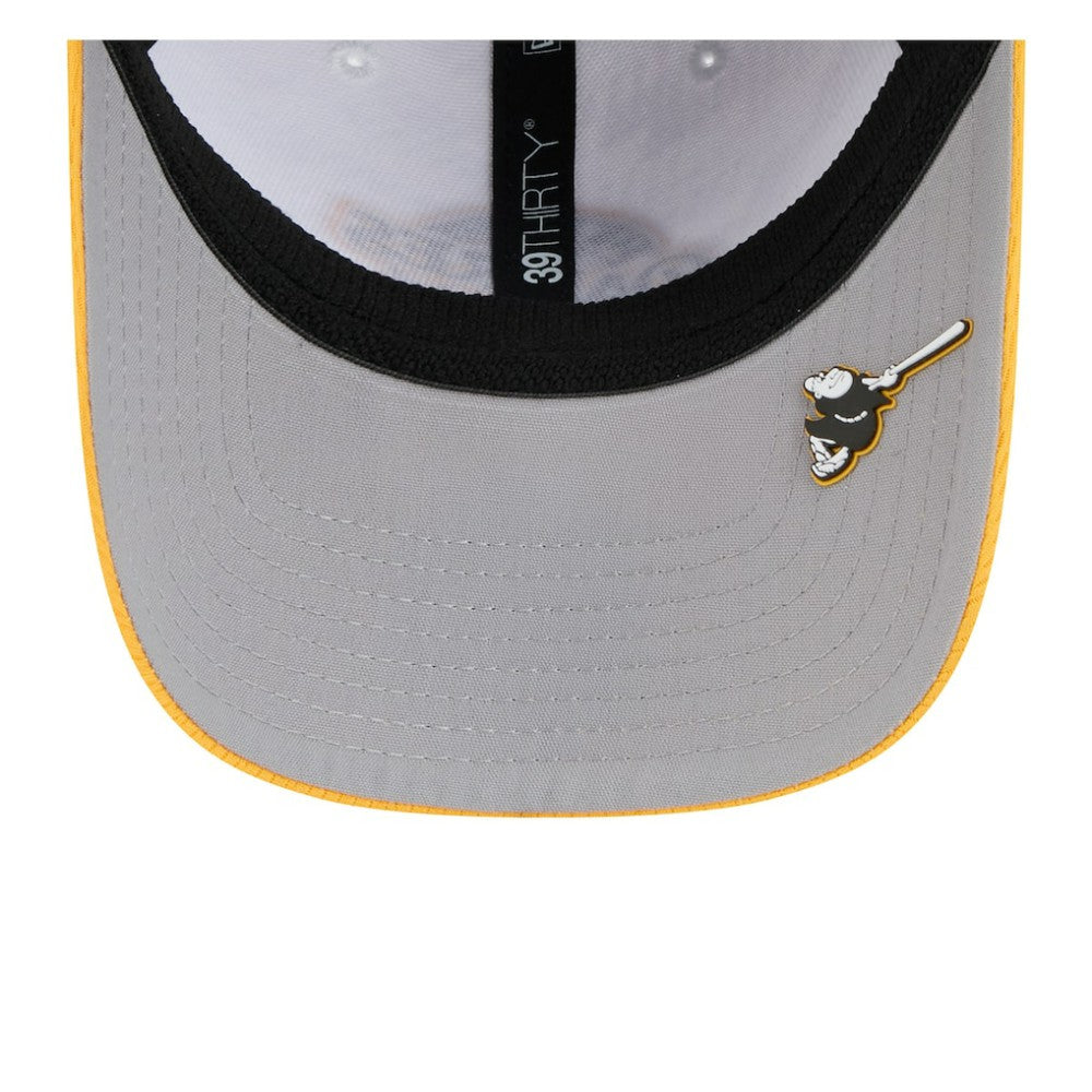 San Diego Padres 2025 MLB Clubhouse 39THIRTY Flex Hat - Brown/Gold | New Era