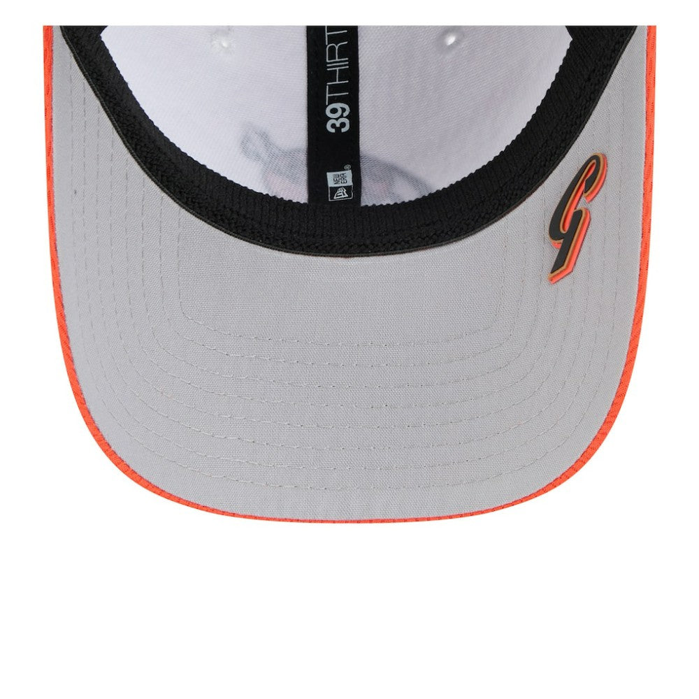 San Francisco Giants 2025 MLB Clubhouse 39THIRTY Flex Hat - Black/Orange | New Era