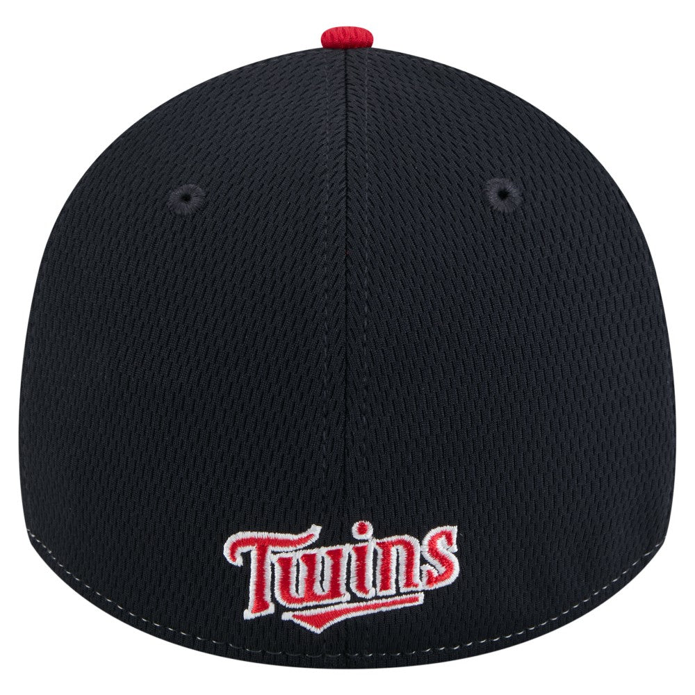 Minnesota Twins 2025 MLB Clubhouse 39THIRTY Flex Hat - Navy/Red | New Era