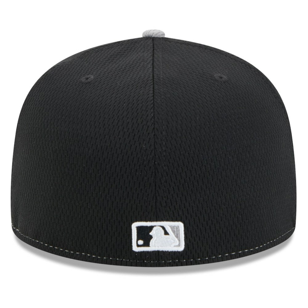 Chicago White Sox 2025 MLB Clubhouse 59FIFTY Fitted Hat - Black/Gray | New Era