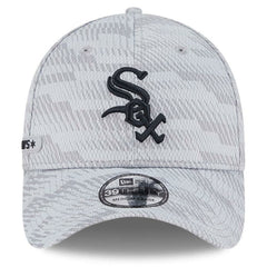 Chicago White Sox 2025 MLB Clubhouse 39THIRTY Flex Hat - Gray | New Era