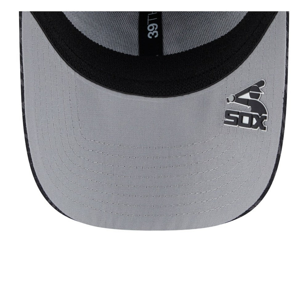 Chicago White Sox 2025 MLB Clubhouse 39THIRTY Flex Hat - Black | New Era