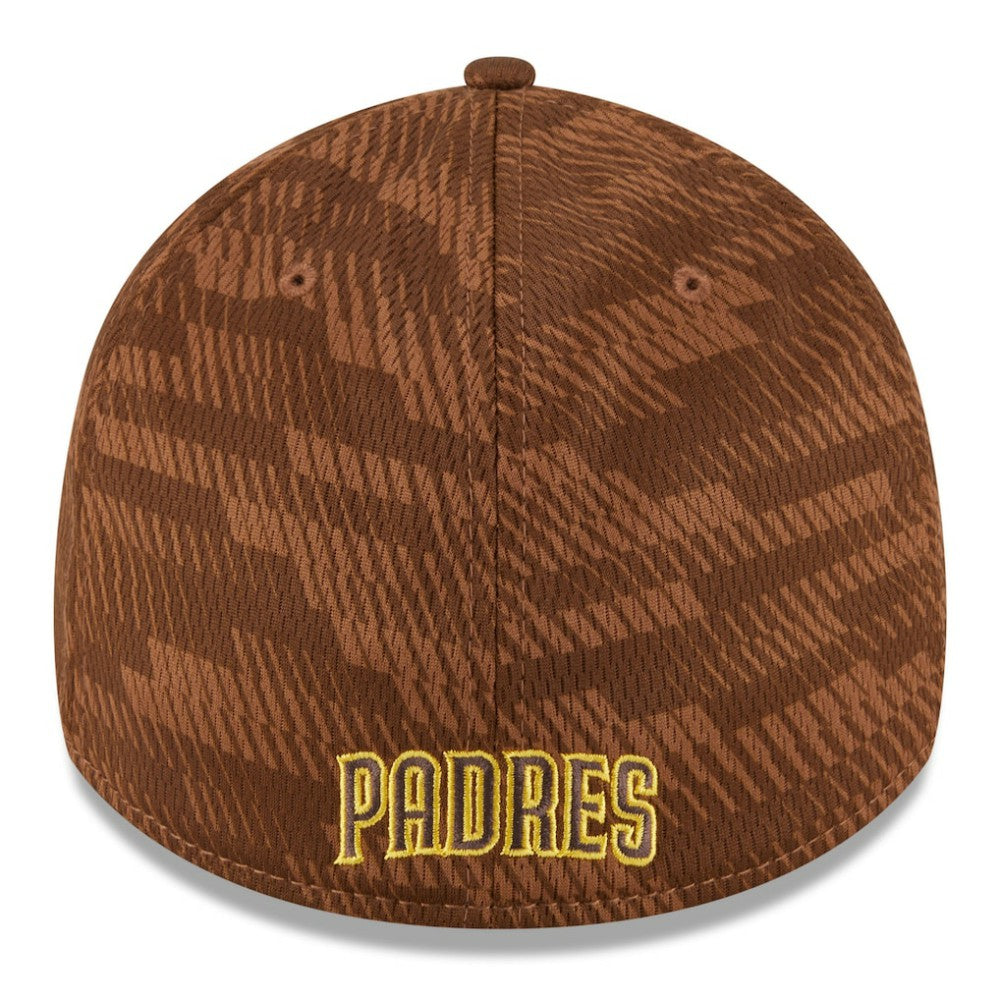 San Diego Padres 2025 MLB Clubhouse 39THIRTY Flex Hat - Brown | New Era