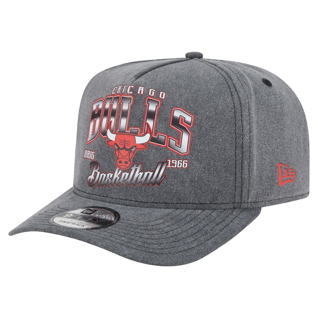 Chicago Bulls Throwback Washed Pre-Curved 9FIFTY Snapback Hat - Charcoal | New Era on sale