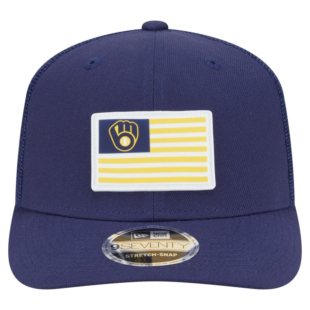 Milwaukee Brewers Flag 9SEVENTY Stretch-Snap Hat - Navy | New Era