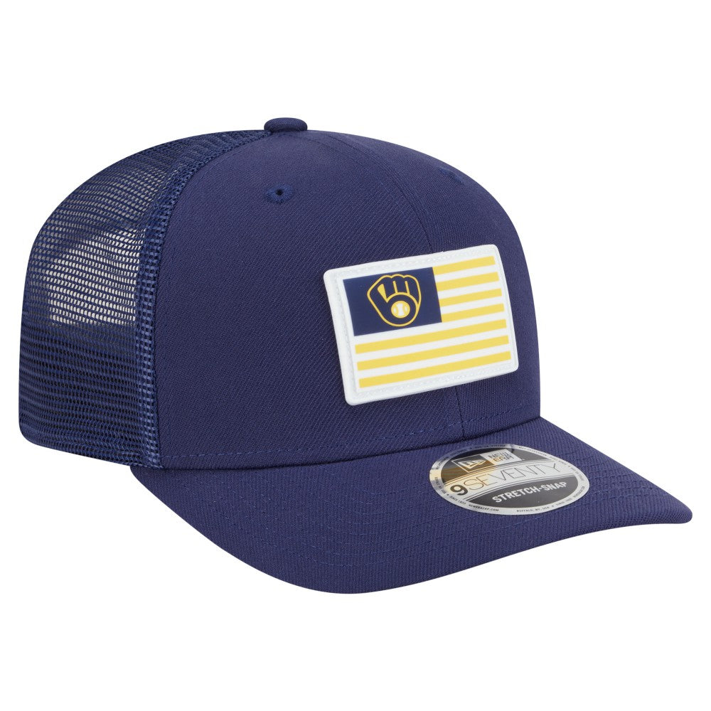 Milwaukee Brewers Flag 9SEVENTY Stretch-Snap Hat - Navy | New Era