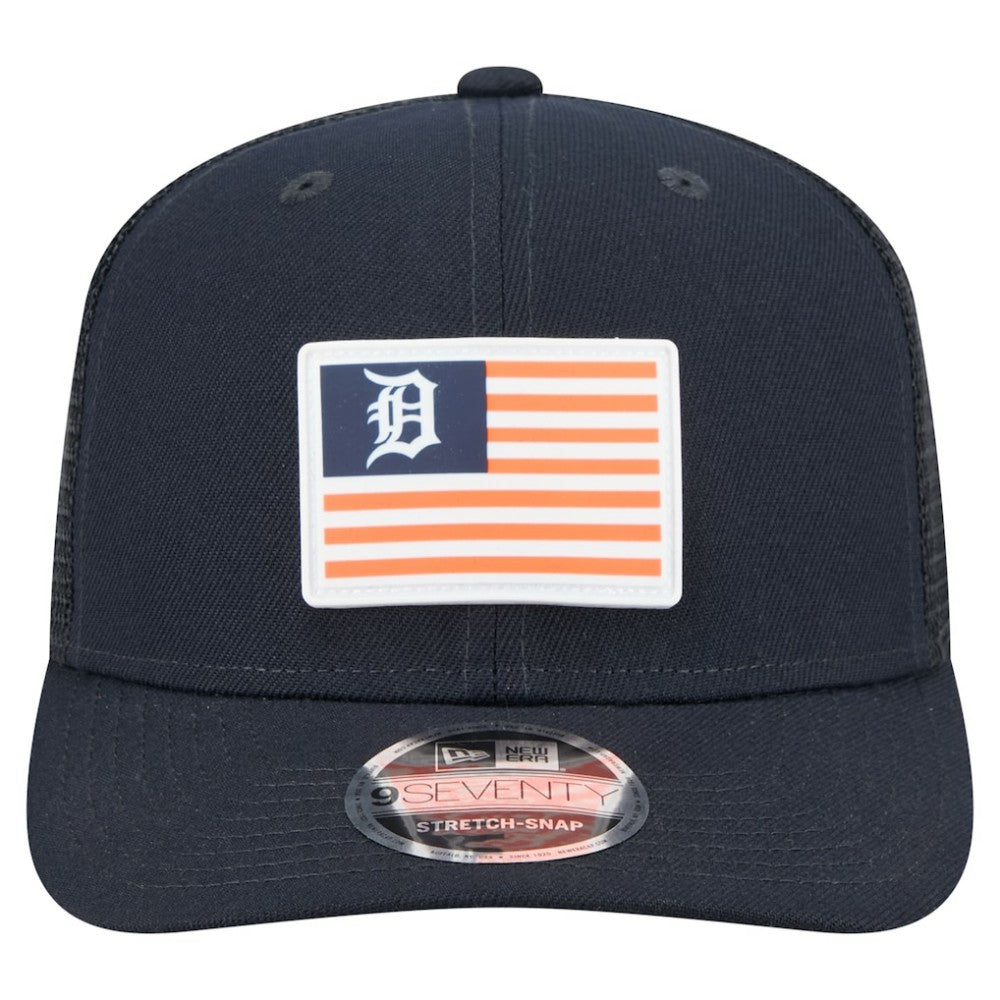 Detroit Tigers Flag 9SEVENTY Stretch-Snap Hat - Navy | New Era