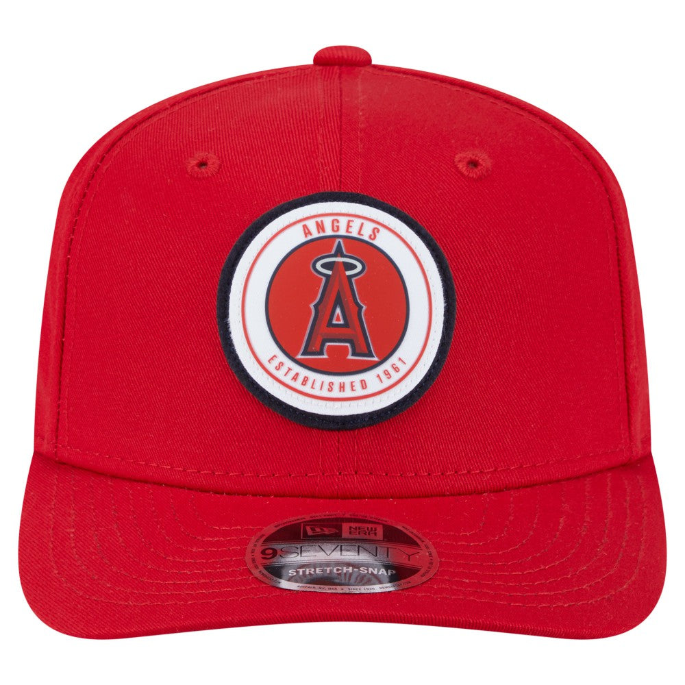 Los Angeles Angels Circle Patch 9SEVENTY Stretch-Snap Hat - Red | New Era