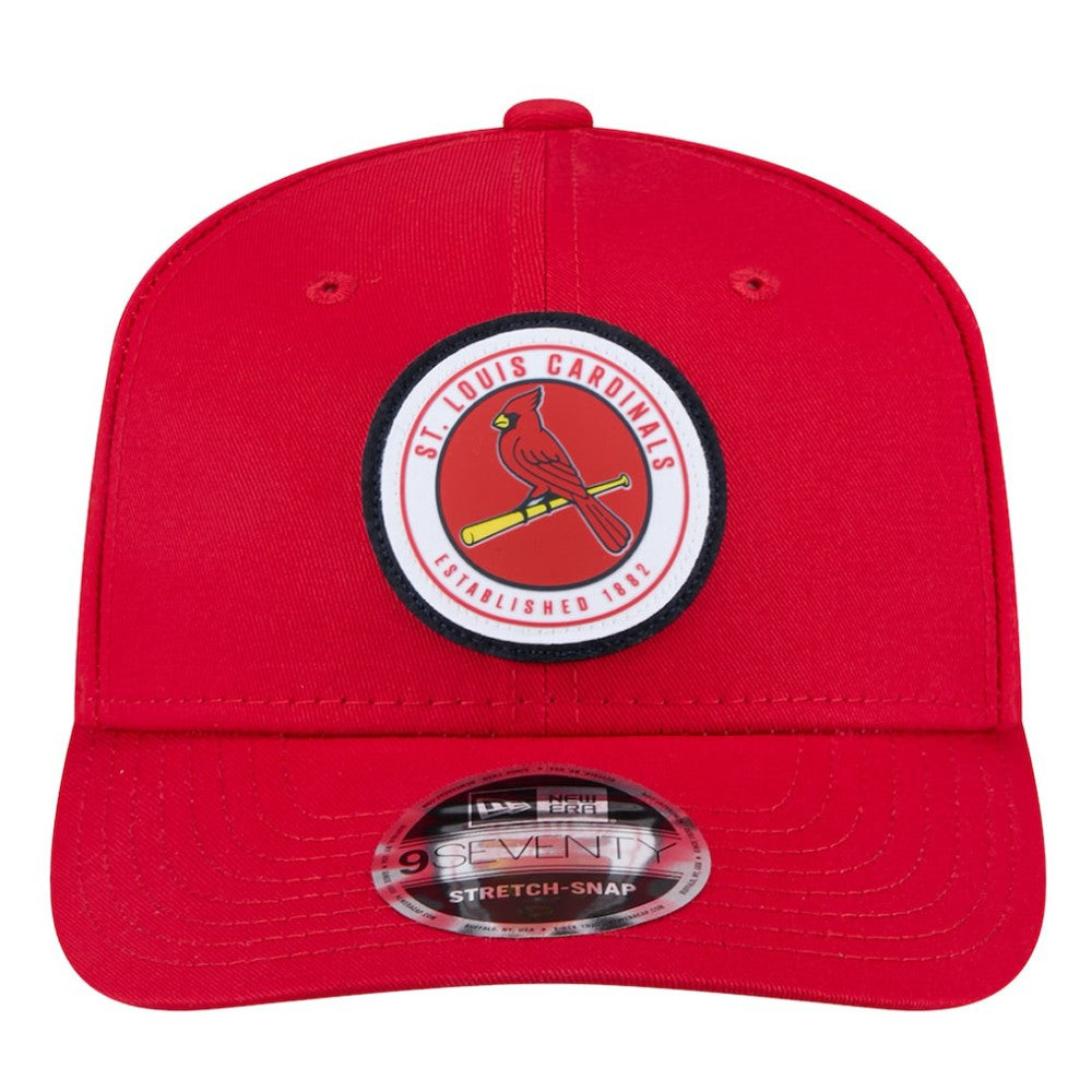 St. Louis Cardinals Circle Patch 9SEVENTY Stretch-Snap Hat - Red | New Era