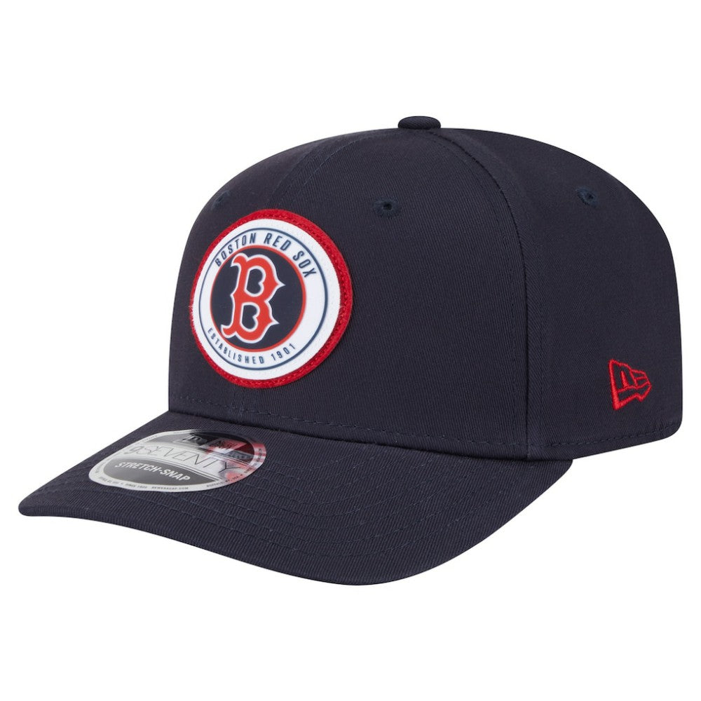 Boston Red Sox Circle Patch 9SEVENTY Stretch-Snap Hat - Navy | New Era