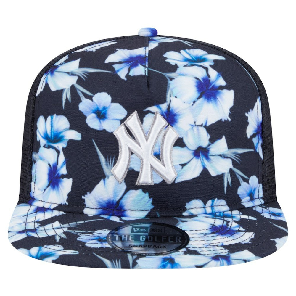 New York Yankees Adventure Pattern Golfer Trucker Snapback Hat - Navy | New Era