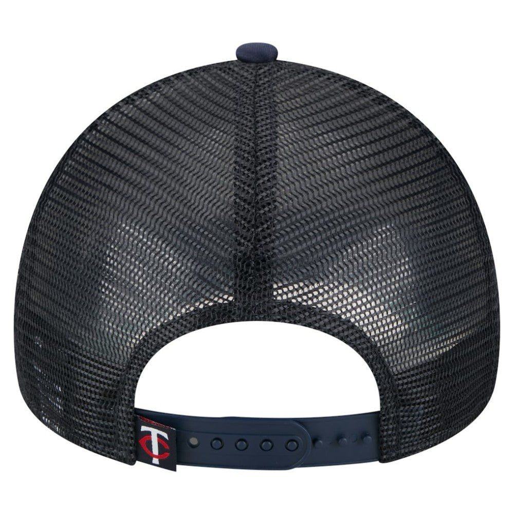 Minnesota Twins Distressed 9FORTY A-Frame Adjustable Trucker Hat - White/Navy | New Era