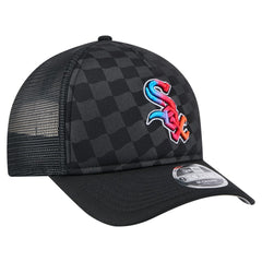 Chicago White Sox Gradient 9FORTY A-Frame M-Crown Trucker Adjustable Hat - Black | New Era