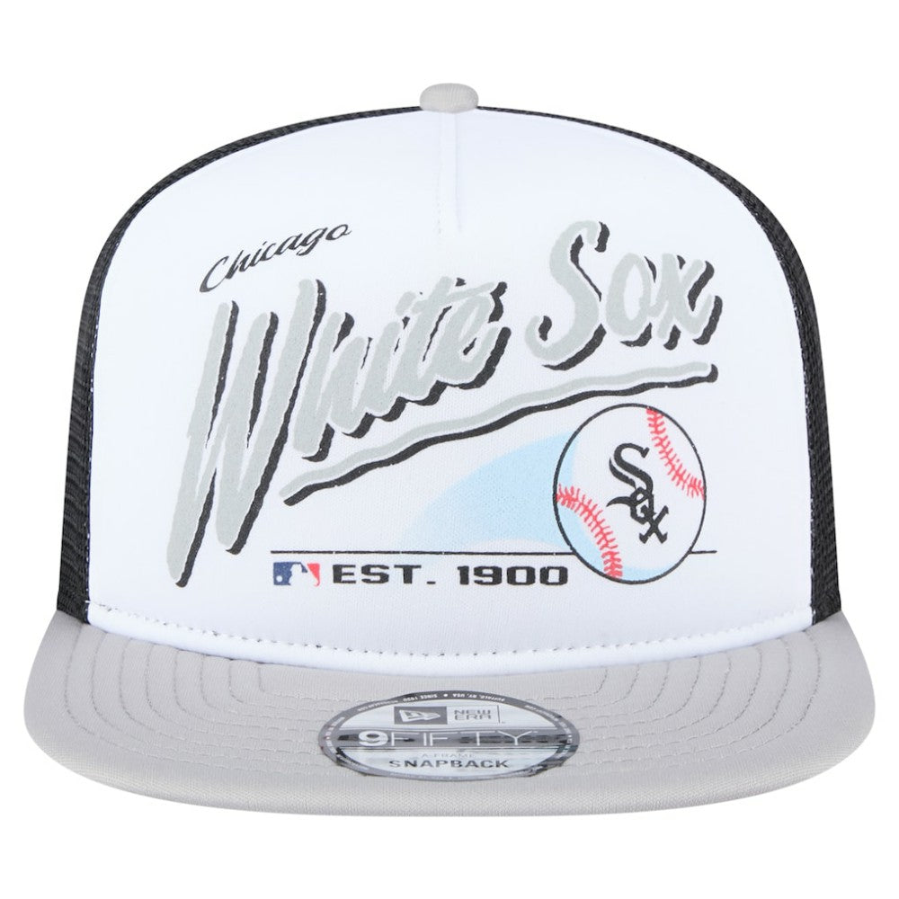 Chicago White Sox Retro Script Trucker 9FIFTY Snapback Hat - White/Gray | New Era