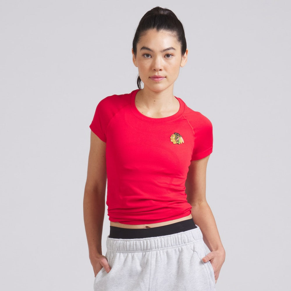 Chicago Blackhawks lululemon Women's Swiftly Tech Short-Sleeve Shirt 2.0 True Red