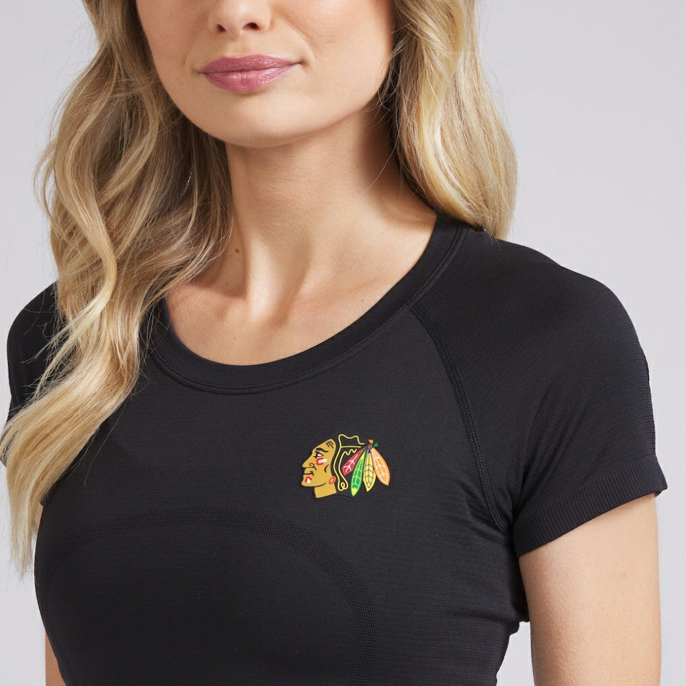 Chicago Blackhawks lululemon Women's Swiftly Tech Short-Sleeve Shirt 2.0 Black