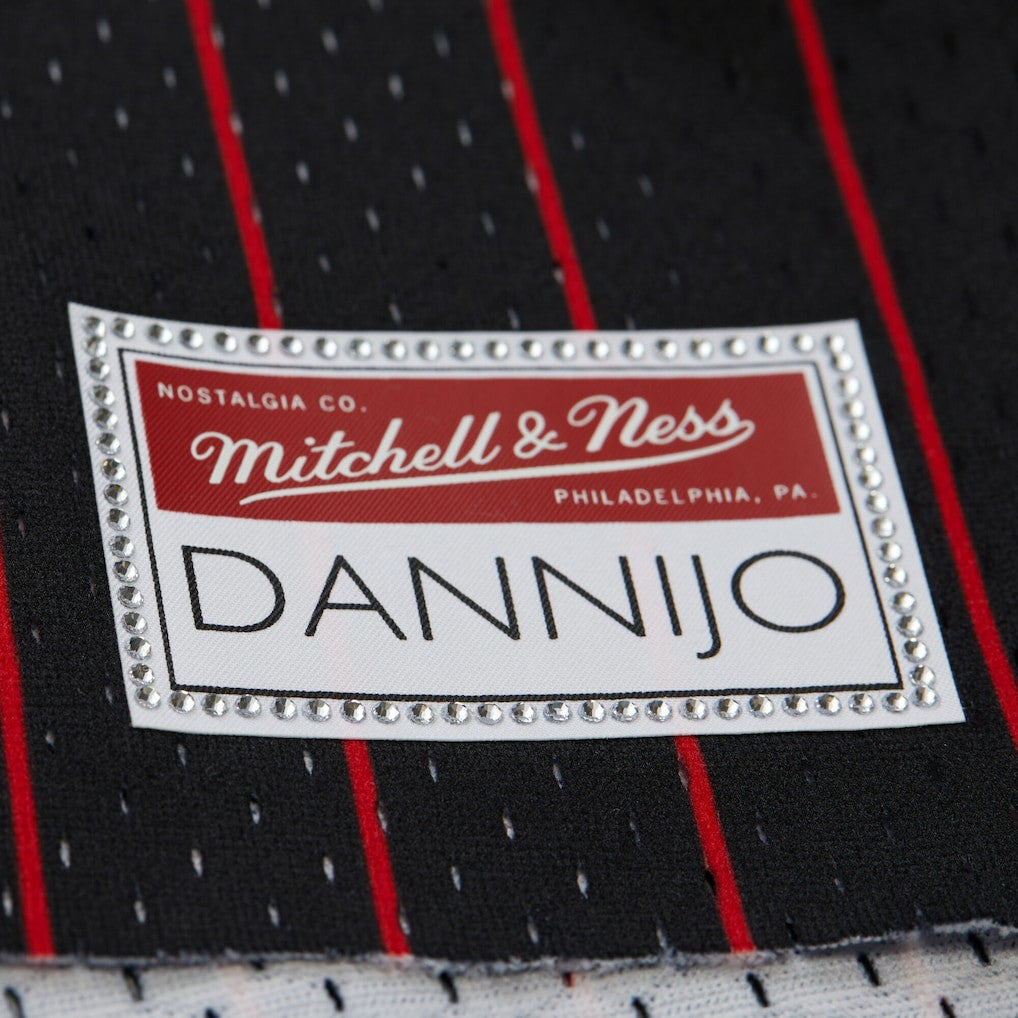 Scottie Pippen Chicago Bulls x DANNIJO Women's Fashion Cropped Basketball Jersey sale - Black | Mitchell & Ness shop