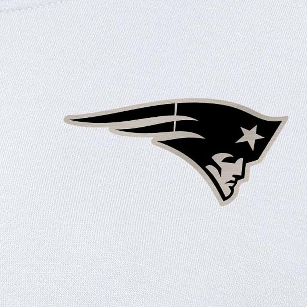 New England Patriots Antigua Women's Victory Pullover Sweatshirt - White online