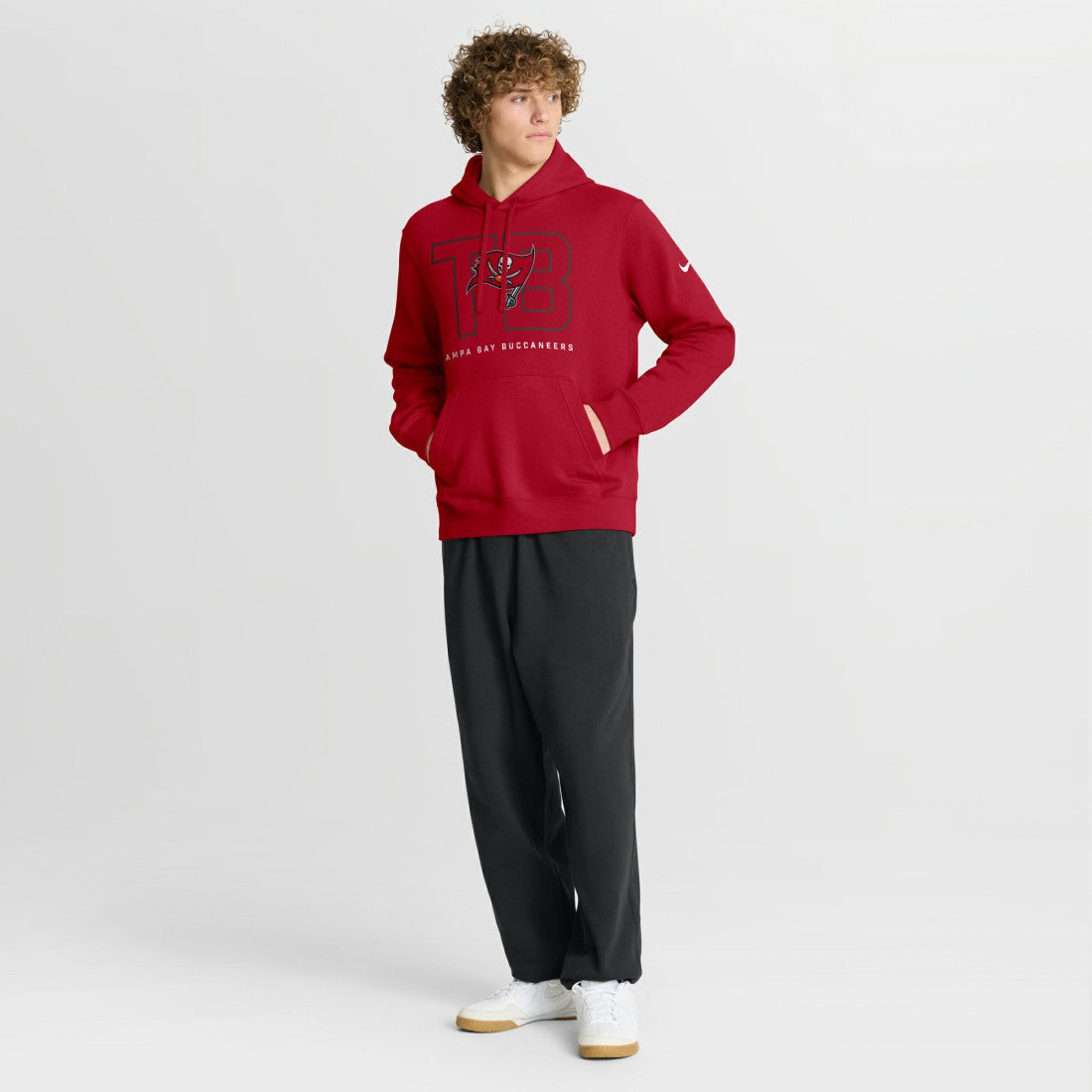 Tampa Bay Buccaneers Busted Play Club Fleece Pullover Hoodie - Red | Nike online