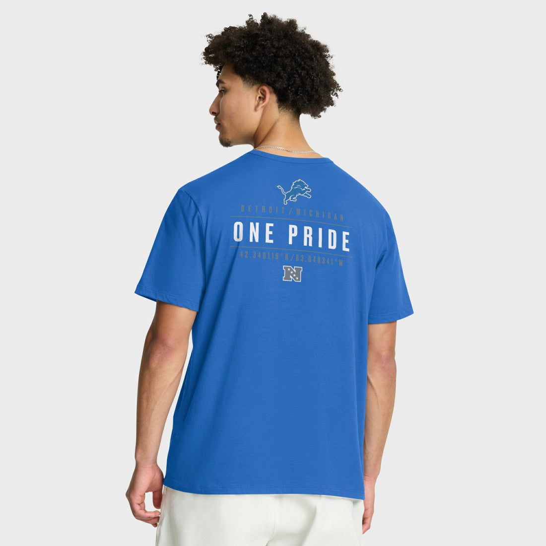 Detroit Lions Passing Pocket Legacy T-Shirt - Blue online
