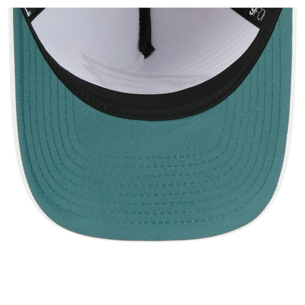 Philadelphia Eagles New Era Adventure Gradient 9FORTY M-Crown A-Frame Adjustable Hat - White/Midnight Green on sale