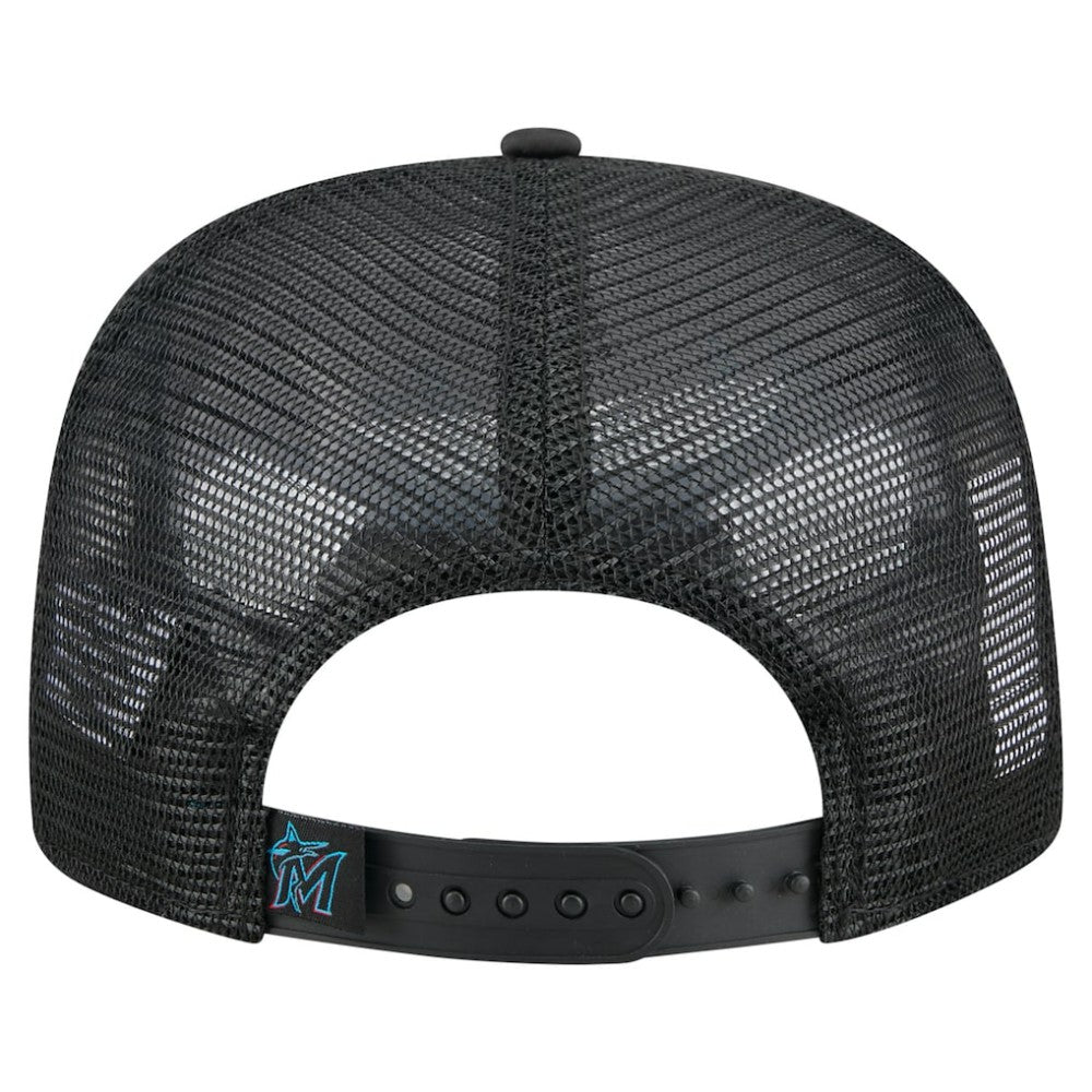 Miami Marlins Retro Satin Script Golfer Adjustable Hat - Black | New Era