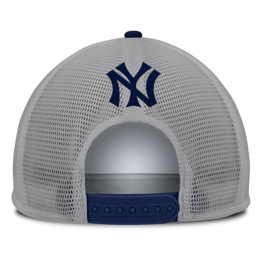 New York Yankees Cranked Foam Front Patch Trucker Adjustable Hat - Gray/White