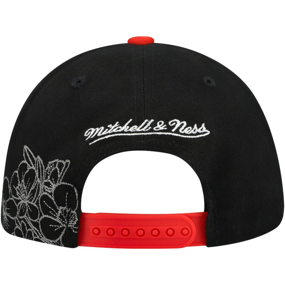 Chicago Blackhawks Mitchell & Ness May Flowers Pro Crown Adjustable Hat Black/Red