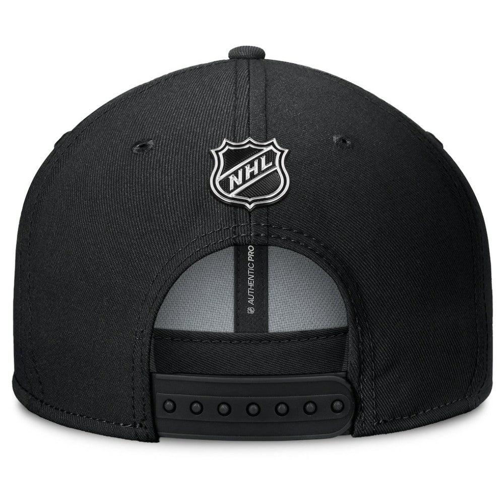 Boston Bruins Fanatics Authentic Pro Rink Lockup Snapback Hat Black