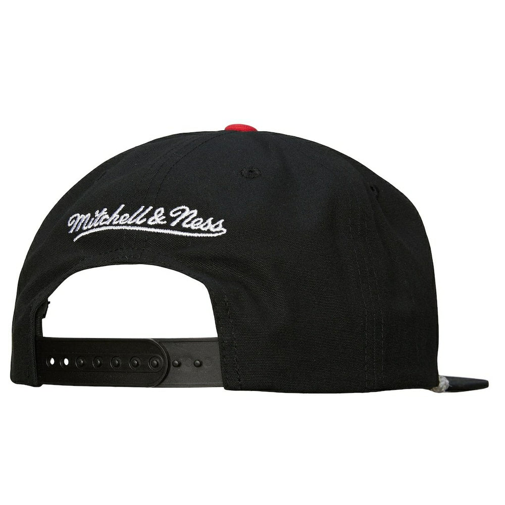 Philadelphia 76ers Ascend Deadstock Snapback Hat - Black | Mitchell & Ness shop