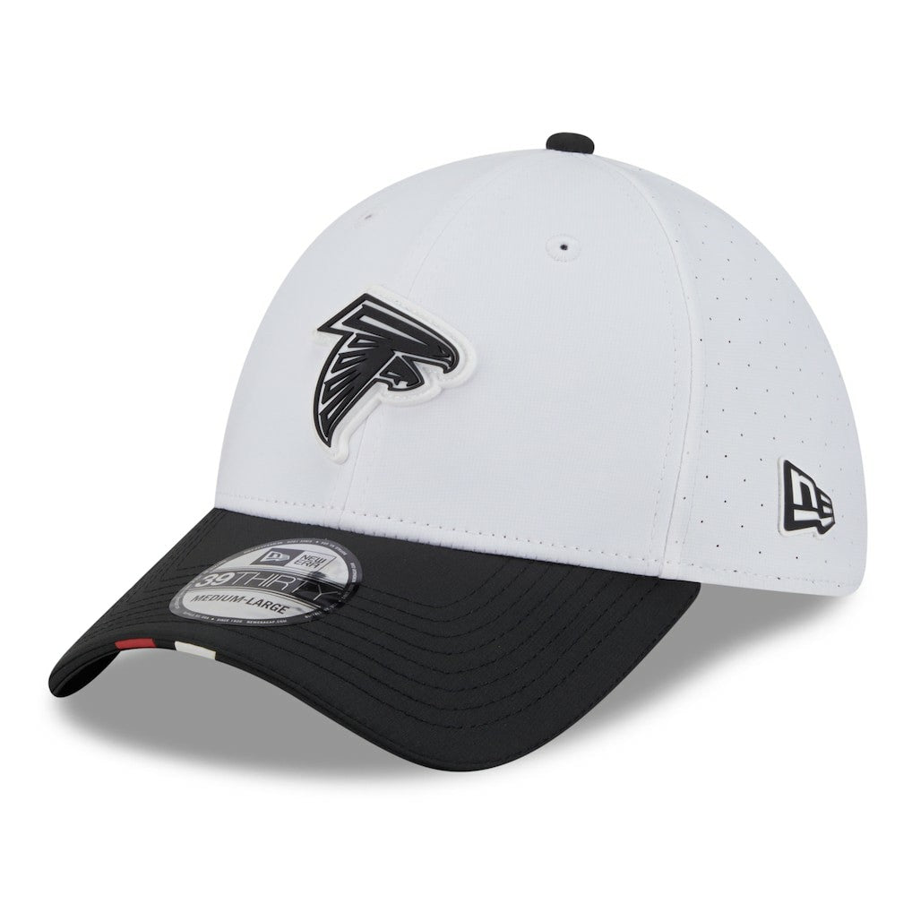 Atlanta Falcons New Era 2025 NFL Training Camp 39THIRTY Flex Hat - White/Black on sale