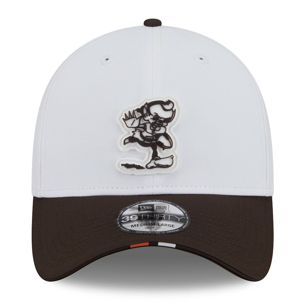 Cleveland Browns New Era 2025 NFL Training Camp Throwback Logo 39THIRTY Flex Hat - White/Brown on sale