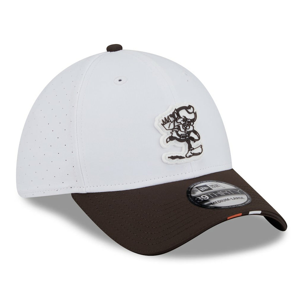 Cleveland Browns New Era 2025 NFL Training Camp Throwback Logo 39THIRTY Flex Hat - White/Brown on sale