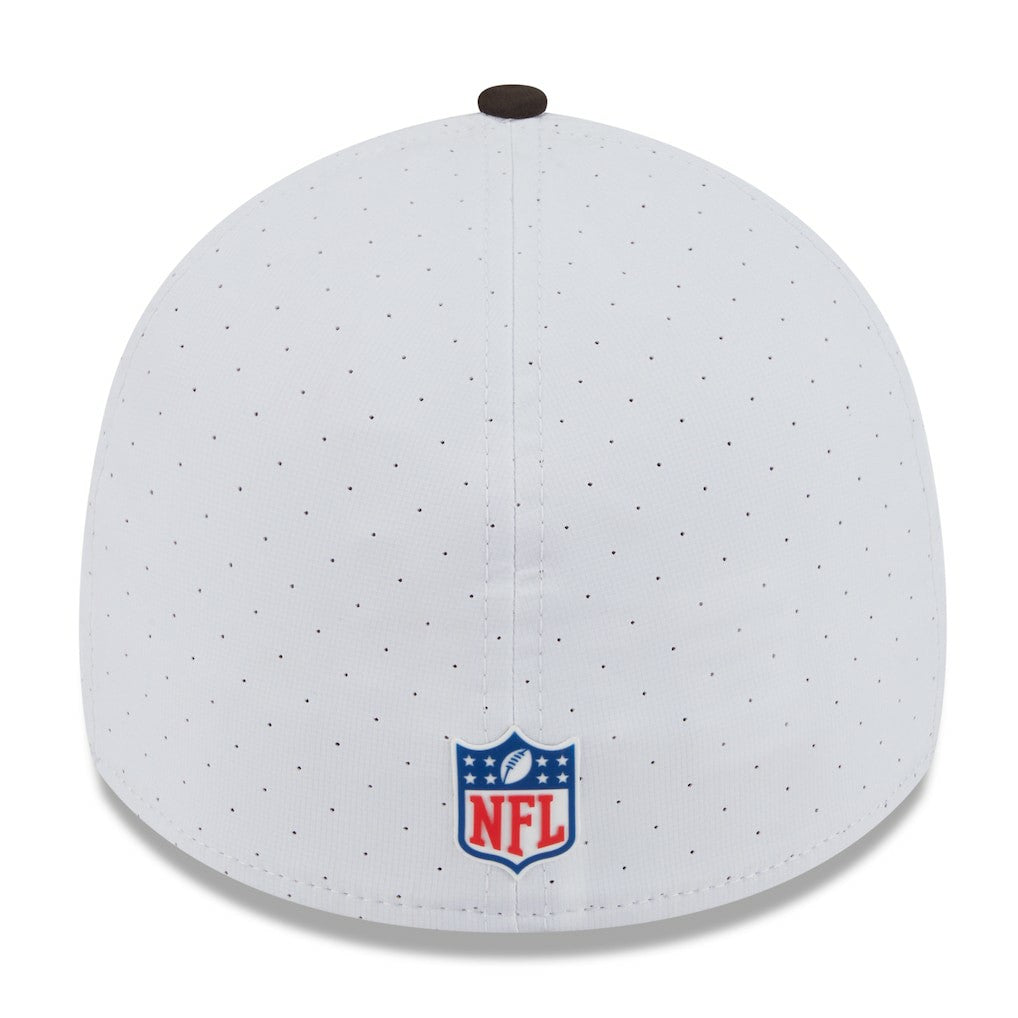 Cleveland Browns New Era 2025 NFL Training Camp Throwback Logo 39THIRTY Flex Hat - White/Brown on sale
