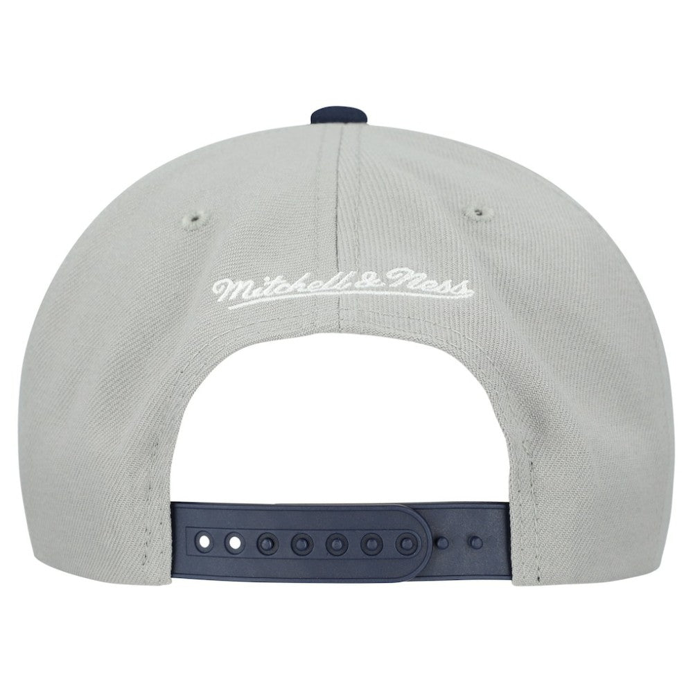 Atlanta Braves Basic Flip Snapback Hat - Gray | Mitchell & Ness