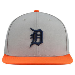 Detroit Tigers Basic Flip Snapback Hat - Gray | Mitchell & Ness