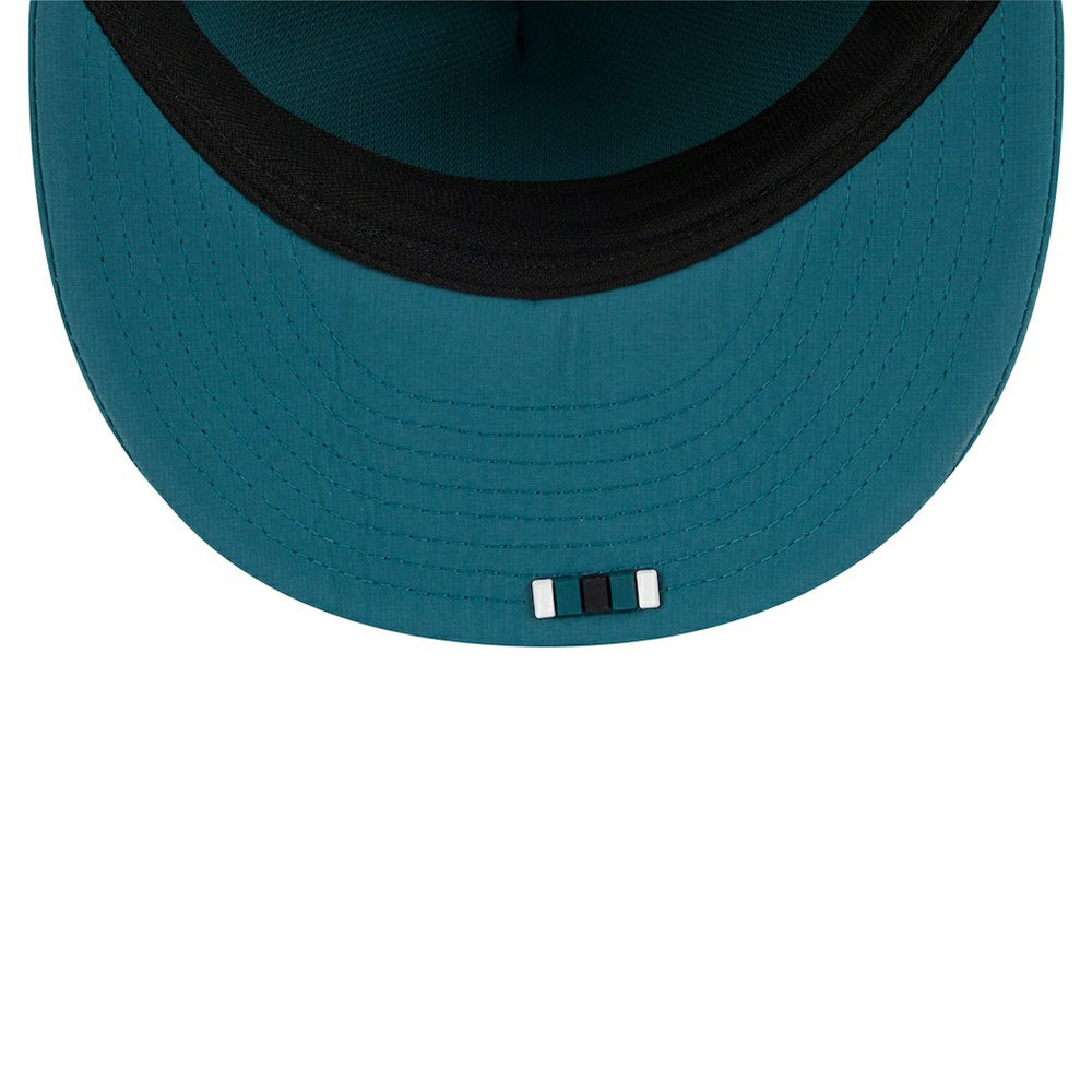 Philadelphia Eagles New Era 2025 Sideline Retro Crown 59FIFTY Fitted Hat - Midnight Green on sale