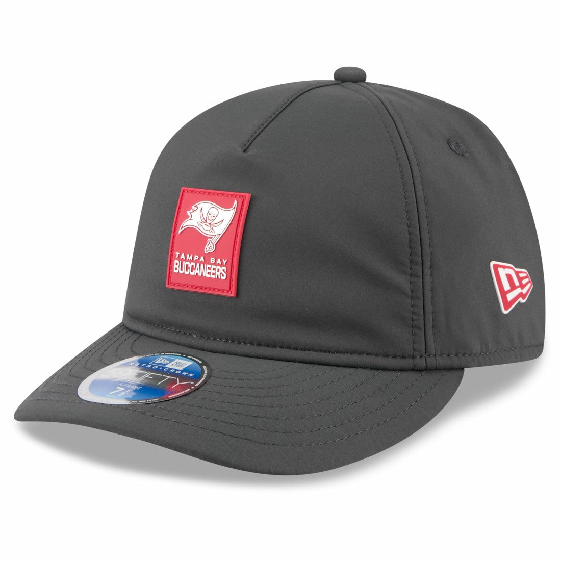 Tampa Bay Buccaneers New Era 2025 Sideline Cold Weather Retro Crown 59FIFTY Fitted Hat - Charcoal on sale