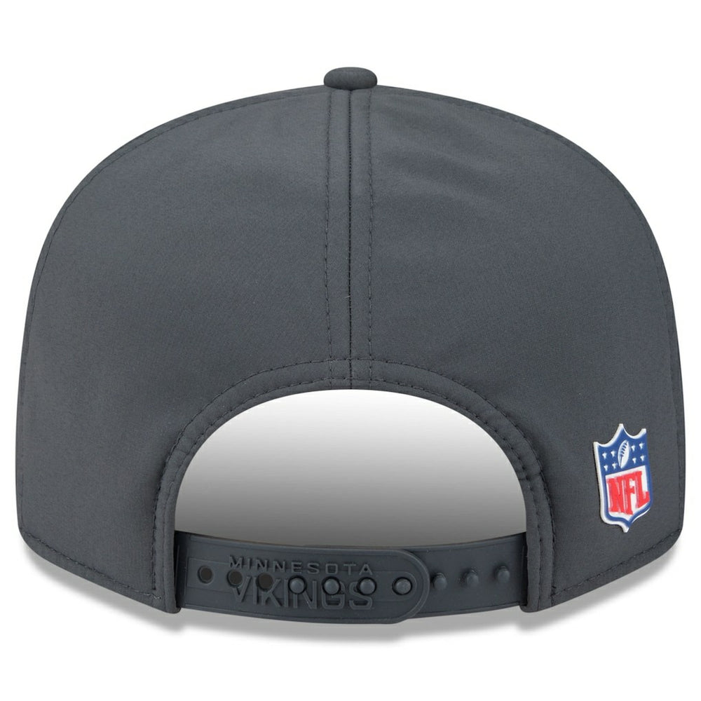 Minnesota Vikings New Era 2025 Sideline Cold Weather Split Panel 9FIFTY Snapback Hat - Charcoal cheap