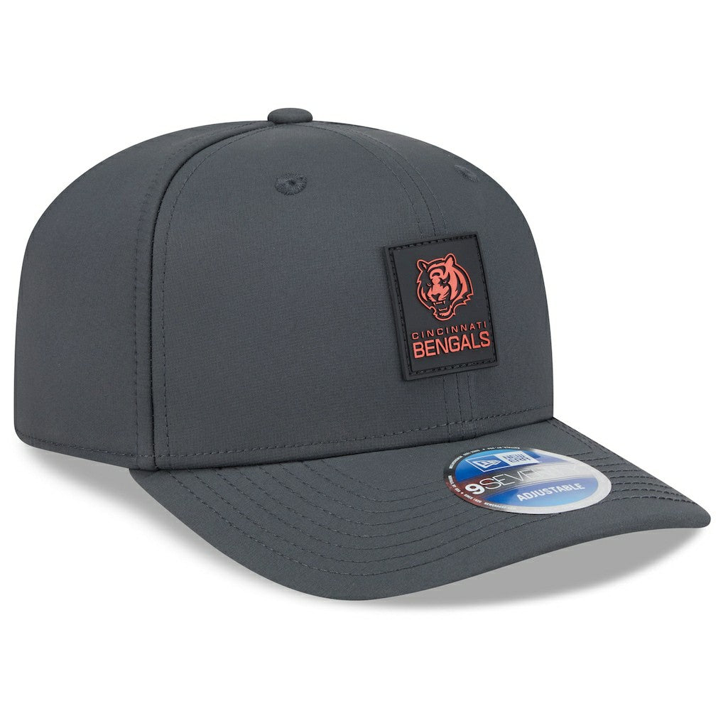 Cincinnati Bengals New Era 2025 Sideline Cold Weather 9SEVENTY Adjustable Hat - Charcoal discount