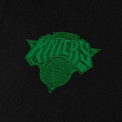 New York Knicks Antigua Women's St. Patrick's Day Intent Quarter-Zip Top - Black cheap