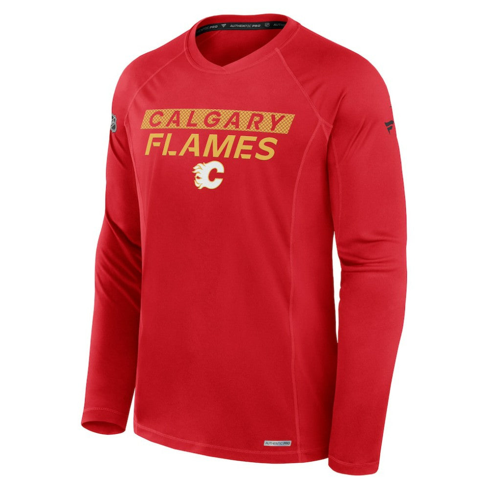 Calgary Flames Fanatics Authentic Pro Rink Tech Raglan Long Sleeve T-Shirt Red