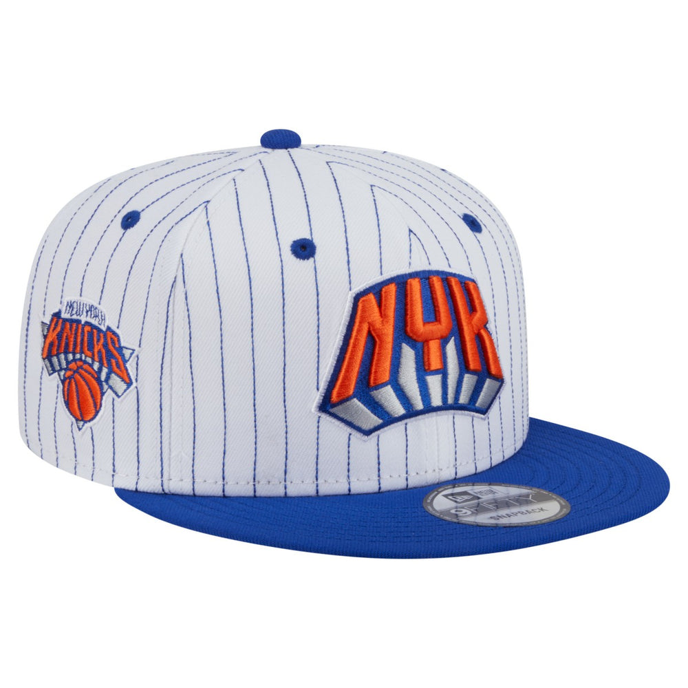 New York Knicks Deceptor Pinstripe 9FIFTY Snapback Hat - White | New Era on sale