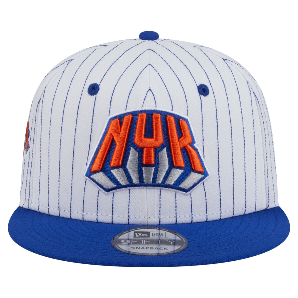 New York Knicks Deceptor Pinstripe 9FIFTY Snapback Hat - White | New Era on sale