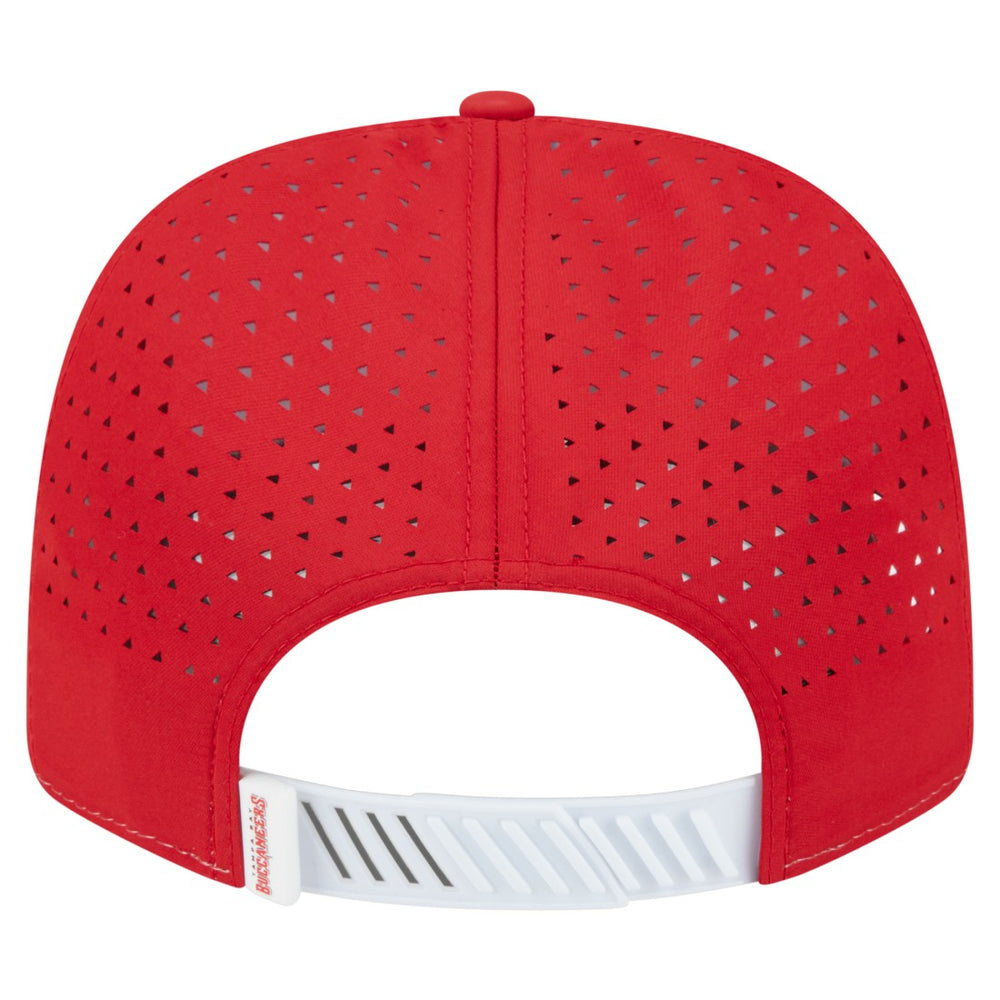 Tampa Bay Buccaneers New Era Established Patch 9SEVENTY Adjustable Hat - White/Red online