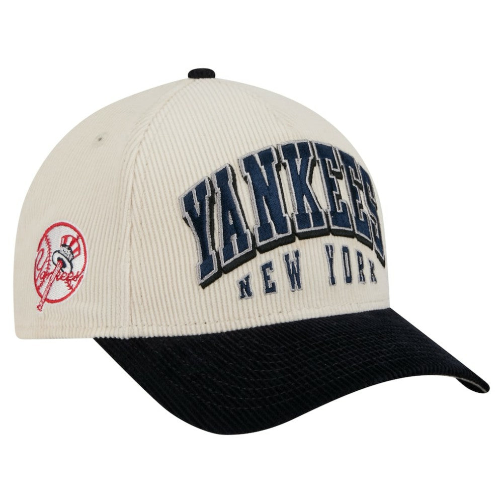 New York Yankees Sided Corduroy 9FORTY A-Frame Adjustable Hat - Cream/Navy | New Era