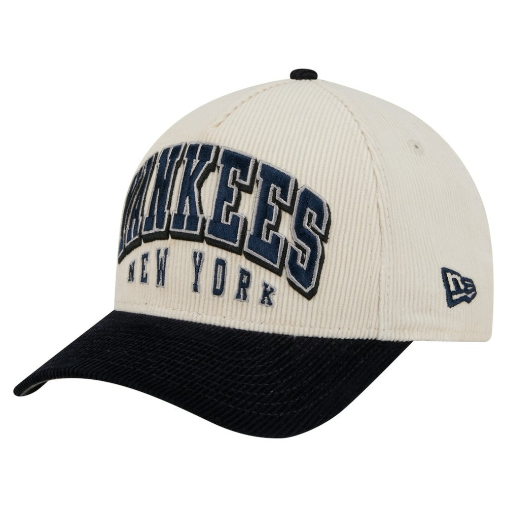 New York Yankees Sided Corduroy 9FORTY A-Frame Adjustable Hat - Cream/Navy | New Era