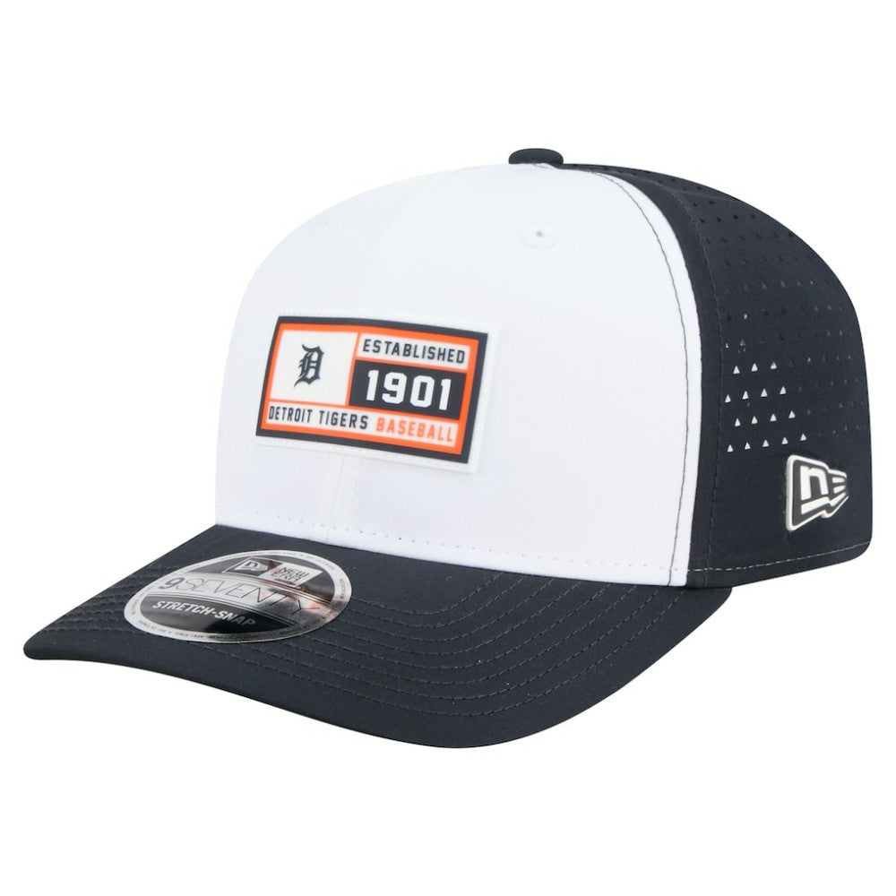 Detroit Tigers Established Patch 9SEVENTY Adjustable Hat - White/Navy | New Era